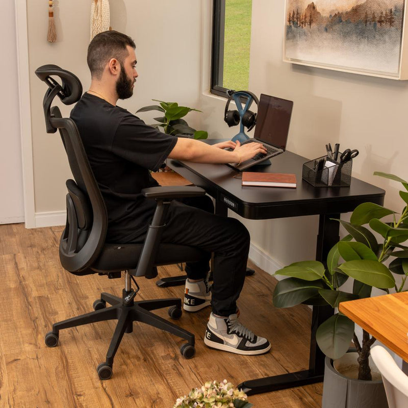Cadeira Ergonômica De Escritório Astra Pro Preta Elements